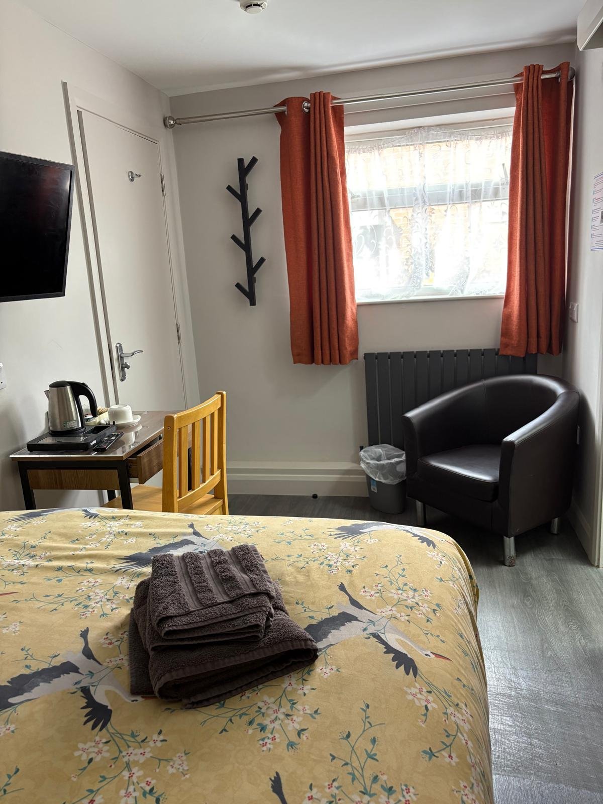 Standard Double Room - View 3